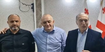 ზოდელავა და ნადირაძე დააკავეს – სპეცრაზმი შევიდა კლინიკაში, სადაც ბურჭულაძეა გადაყვანილი