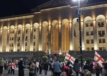 4 ოქტომბრის საქმეზე დაკავებული მამაკაცი ავთვისებიან სიმსივნეს ებრძვის და გირაოს ითხოვს