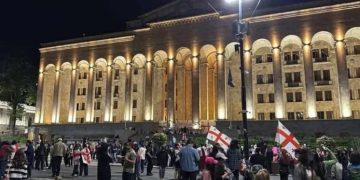 4 ოქტომბრის საქმეზე დაკავებული მამაკაცი ავთვისებიან სიმსივნეს ებრძვის და გირაოს ითხოვს