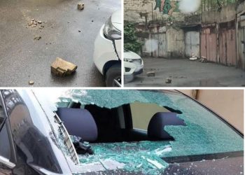 ცინცაძის ქუჩაზე, მიწის ფერდობი ჩამოიშალა და მანქანებს დაეცა