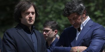 ,, კობახიძის დროც მალე დადგება, ოღონდ ჯერ გაყურსული კალაძის” – გიგი უგულავა