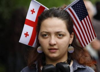 ლიზი უბილავა სახლიდან ჩუსტებით აიყვანეს – აქტივისტები