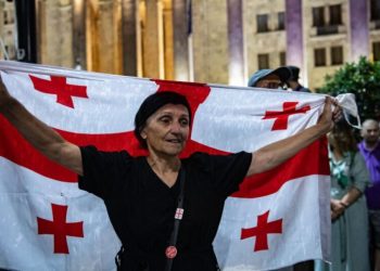 71 წლის აზა ჩილაჩავას პირბადის ტარების გამო სიტყვიერი გაფრთხილება მისცეს