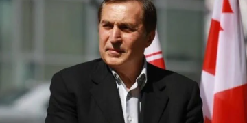 “დღეს დროშების რევოლუციის დღეა” – პაატა ბურჭულაძე