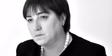 “რაც მეტად რეპრესიული ხდება სისტემა, მით მეტ ადამიანს უჩნდება საჯარო სიმამაცის იმპულსი” – ია ანთაძე