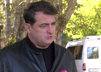 “ბაჩო ახალაიას არ ვიცნობ” – სასამართლოში კახა კვეკვესკირი იკითხება