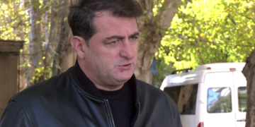 “ბაჩო ახალაიას არ ვიცნობ” – სასამართლოში კახა კვეკვესკირი იკითხება