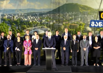 12 საათში ქართველებმა უნდა უთხრან „არა“ ივანიშვილის რუსულ რეჟიმს – მამუკა ხაზარაძე