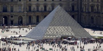 ლუვრის ძარცვაში მონაწილე კიდევ ხუთი პირი დააკავეს