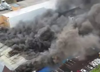 “მოსკოვის მახლობლად საავტომობილო ზეთების ქარხანა იწვის