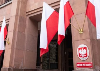 პოლონეთის საელჩო მოქალაქეებს ხვალ, თბილისის ცენტრში გასვლისგან თავის შეკავებას ურჩევს