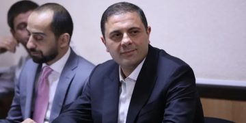 ახლო მეგობარი სასამართლოში მოწმედ და პროკურატურის სასარგებლო ჩვენება