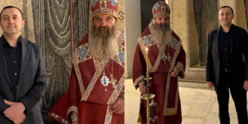 ბოდბელი მთავარეპისკოპოსი იაკობი ირაკლი ღარიბაშვილთან ერთად გადაღებულ ფოტოებს აქვეყნებს