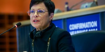 “ქართული ოცნება” საკუთარ ხალხს ატყუებს – მარტა კოსი