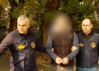 უფლებამოსილების ბოროტად გამოყენების ბრალდებით საპატრულო პოლიციის თანამშრომელი დააკავეს