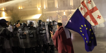 საქმეზე დაკავებული კიდევ 14 პირი სასამართლომ პატიმრობაში დატოვა