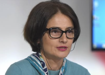 ,, რაღაცნაირი ხალხია, აი მათთვის რომ ქალბატონი ნინო ვარ… რა ნინო, რა მათე, რა მათე?!!” – ნინია კაკაბაძე