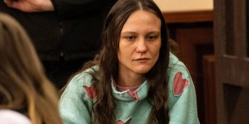 ანასტასია ზინოვკინა ციხიდან კლინიკაში ეტაპირებას ითხოვს