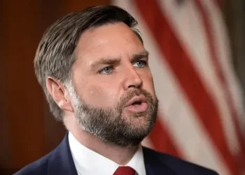 ჯეი დი ვენსი – უკრაინაში ომის დასრულების მიზნით დონალდ ტრამპსა და ვლადიმერ პუტინს შორის დიალოგი აუცილებელია