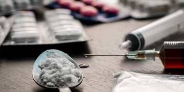 შსს: ამოღებულია „ალფა-პვპ“, „კოკაინი“, „მეთადონი“, „ბუპრენორფინი“ „მდმა“ და სხვა ნარკოტიკული საშუალებები – დაკავებულია 11 პირი