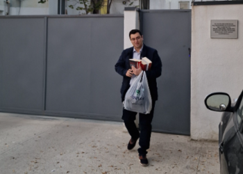 “სანქციებიც იქნება, ვერც აღიარებას მიაღწევენ და პროტესტიც გაგრძელდება” – გიგა ლემონჯავამ საპატიმრო დატოვა