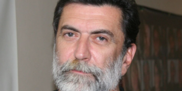 ნუკრი ქანთარია ბათუმის დრამატულ თეატრს ტოვებს