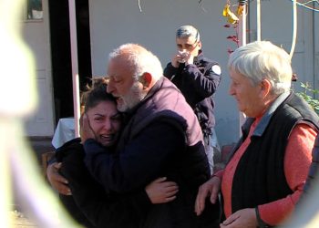 “ღარიბაშვილის დროს შეაჩერეს გამოსახლებები და ოქტომბრიდან ისევ დაიგზავნა შეტყობინებები” – მარნეულში ოჯახი ქუჩაში დარჩა