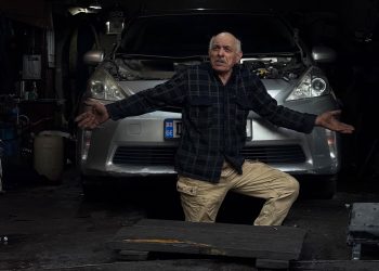 აქციების მონაწილე გურამ ქუხილავა დაპატიმრებას სახელოსნოში ელოდება