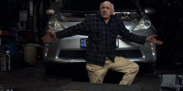 აქციების მონაწილე გურამ ქუხილავა დაპატიმრებას სახელოსნოში ელოდება