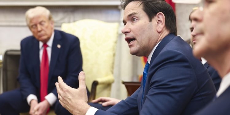 epa11930697 US Secretary of State Marco Rubio speaks while attending a meeting between US President Donald Trump (L) and Ukrainian President Volodymyr Zelensky in the Oval Office of the White House in Washington, DC, USA, 28 February 2025. Zelensky is in Washington to sign the framework of a deal, pushed by President Trump, to share Ukraines’s mineral wealth with the US. EPA-EFE/JIM LO SCALZO / POOL