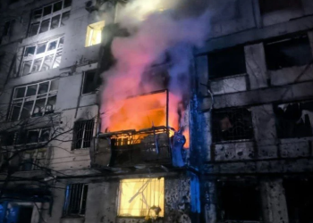 ოკუპანტებმა დნიპრო დაბომბეს – დაშავებულია 14 ადამიანი