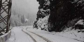 ინტენსიური თოვის გამო, გზების ცალკეულ მონაკვეთებზე ავტოტრანსპორტის მოძრაობის შეზღუდვები დაწესდა -საავტომობილო გზების დეპარტამენტი