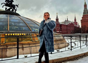 ,, ერთ მოსკოვურ ფეშენებელურ რესტორანში ვიყავი,სადაც ნაცნობი ქართველების ყიჟინა შემომესმა” – რას წერს ლალი მოროშკინა?