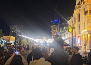 რუსული სიმღერა ერას მოედანზე – რა ვიდეო ვრცელდება სოციალურ ქსელში