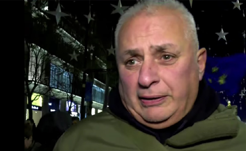 “მეც მოწამლული ვარ, დღემდე სისხლი მომდის ცხვირიდან ყოველ დილით” – ფოტოგრაფი