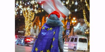 73 წლის ნორა ცინცაძის პროცესი გადაიდო – ტროტუარების საქმე