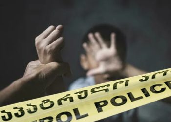 როგორ იმართლებს სკოლა თავს, სადაც მოსწავლეს სავარაუდოდ გაუპატიურებით დაემუქრნენ