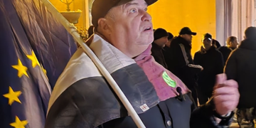 ბათუმელი მედროშე 11 დღეა შიმშილობს, აღარ იღებს წყალსაც