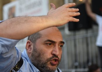 “ქუჩაში რომ მისეირნობდე შაქრის პარკით რომელსაც აწერია კოკაინი – ამას ამბობენ” – მიშა მშვილდაძე