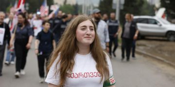 (ვიდეო) – “ეს არ არის ადამიანის გატაცება?” – ნენე გაბლაია დააკავეს