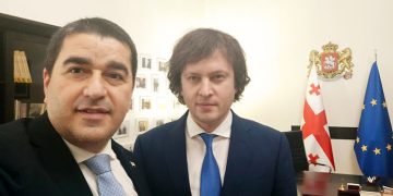 ოკუპაციას არ ვახსენებთ, მშვიდობაზე ვისაუბრებთ, იქნებ, რუსეთმა ხელი აიღოს საქართველოს ოკუპაციაზე – პაპუაშვილის და კობახიძის “გეგმა”