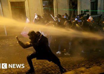 “გვითხარით, რითი დაგვწამლეთ?” – თბილისში აქცია დაანონსდა