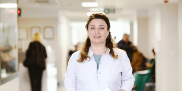 “ჩუმი პანდემია” – ბაქტერიოლოგიური კვლევა თანამედროვე ლაბორატორიის უმნიშვნელოვანესი მიმართულებაა – რას უყვება “ალიას” “ნიუჰოსპიტალსის” ლაბორატორიის ხელმძღვანელი