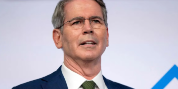 რეჟიმს ირანიდან მილიონები გააქვს – ამ ფულს ვერ შეინარჩუნებენ –  აშშ