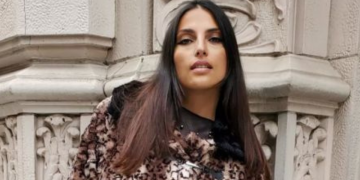 ,, ყველა თავის ქვეყანაში წავიდესო რომ მეტლიკინებით, მაგ ხალხს გეძღვნებათ ეს პოსტი…“ – ნათია მაქაცარია