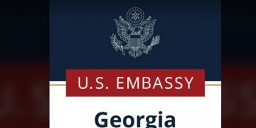 აშშ-ს საელჩო საემიგრაციო ვიზების შეჩერებასთან დაკავშირებით განცხადებას ავრცელებს