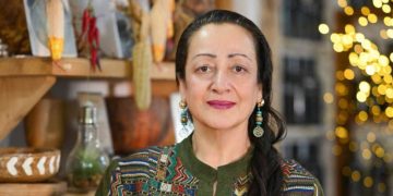 “სალამი სუპიხვრეპია ქოცალა ბაბოსგან – ბავშვები და ხანდაზმულები გყავთ გადასარჩენი აუცილებლად” – ანა მიქაძე–ჩიკვაიძე