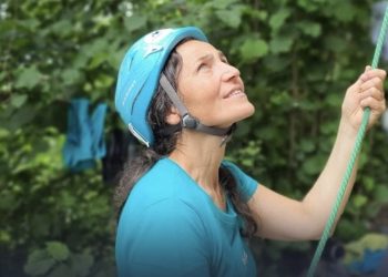 გზის გადაკეტვის ბრალდებით ნინო ბარძიმიშვილი დააკავეს