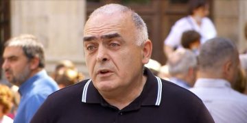 ექიმ ვაჟა გაფრინდაშვილს ტროტუარზე დგომის გამო სისხლის სამართლებრივი დევნა ემუქრება