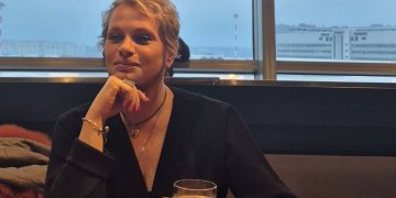 „მემგონი “ესენი” , იმათ” მაყურებლებად გაუშვეს…“ – ლალი მოროშკინა